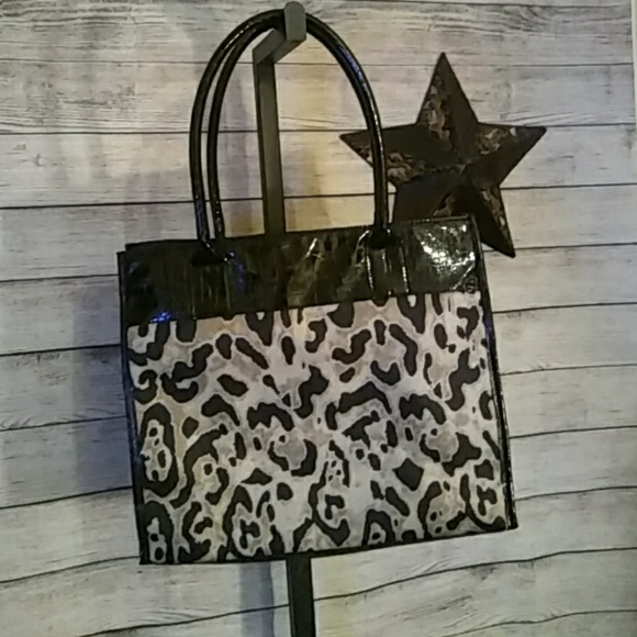 Handbags - Tote Bag